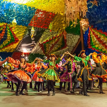 Como são as festas juninas na região sudeste?