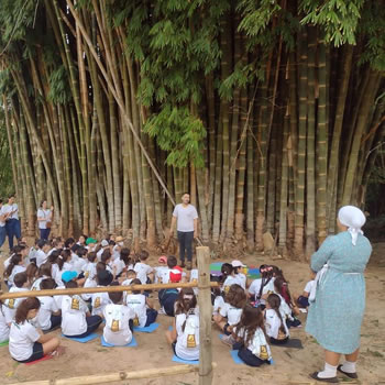 Parque Caipira recebe a visita do Colégio Integração